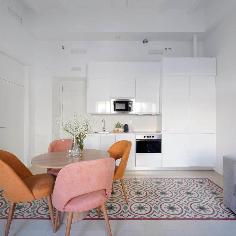 Numa Seville Solea - Large 1 Bedroom Apartment with Sofa Bed - 9
