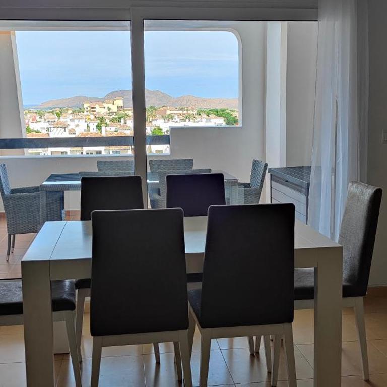 Luxury Golf View 3Bed Penthouse Sleeps 6 Balcony - Apartamento - 3