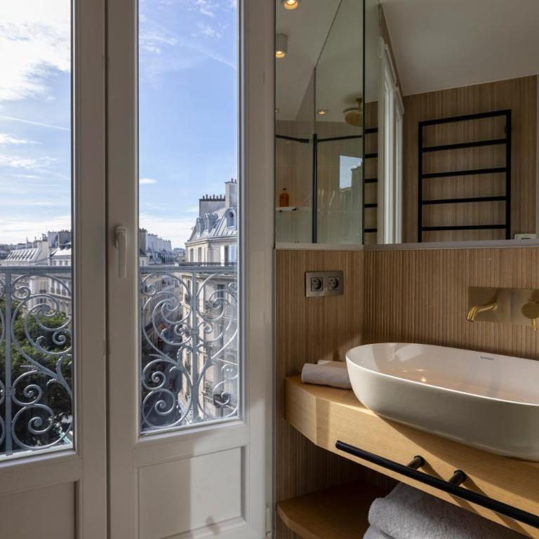 Hôtel Beige - Chambre Prestige - Vue sur Tour Eiffel - 3