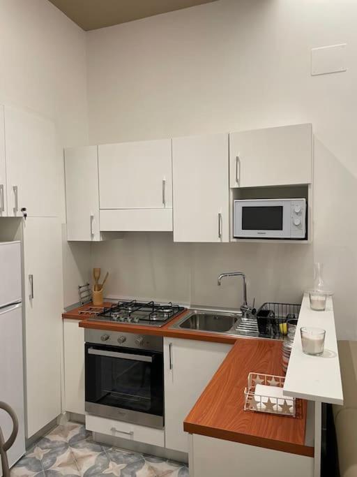 Casa Luciano al San Carlo - Appartamento con 2 Camere da Letto - 14