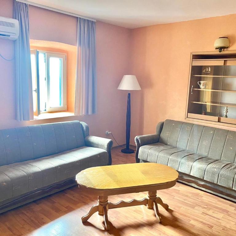 Apartments Teodora Obala - Family Suite with Balcony - 20