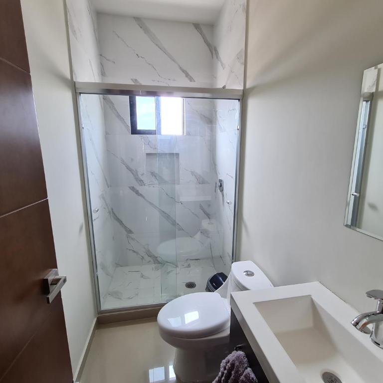 Hermoso departamento con alberca, a 10 minutos de la playa!!! - Two-Bedroom Apartment - 24