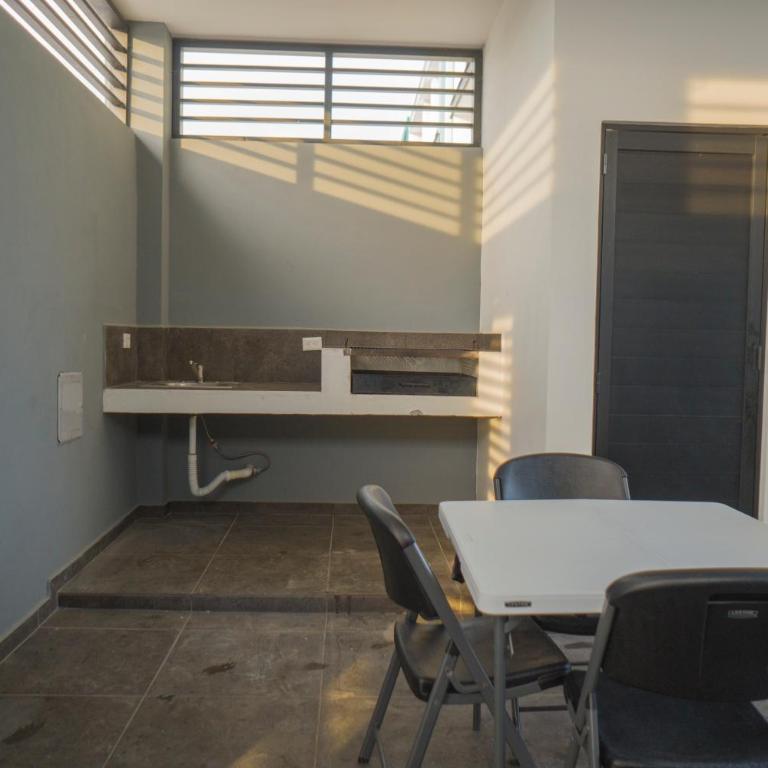 Hermoso departamento con alberca, a 10 minutos de la playa!!! - Two-Bedroom Apartment - 37