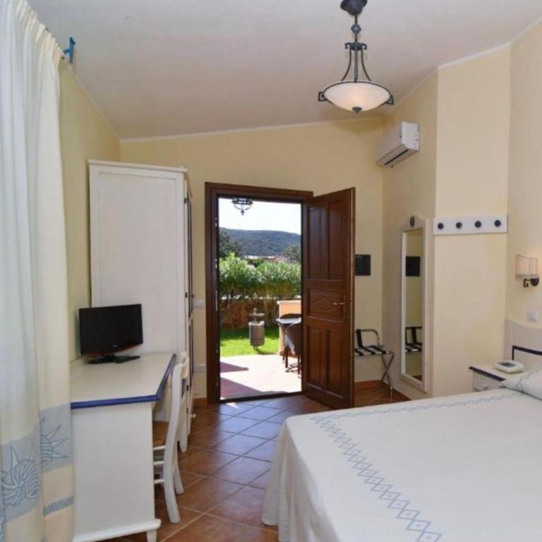 Li Suari Club Village - Camera Matrimoniale/Doppia con Letti Singoli con Vista Giardino - 8