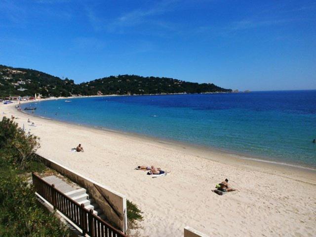 Peaceful Seaview Apartment with Beach & Pool Access, Air Conditioning - Appartement 1 Chambre - 12