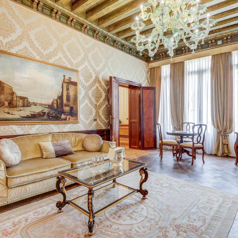 Hotel Ai Reali - Small Luxury Hotels of the World - Suite con Vista Canale - 2