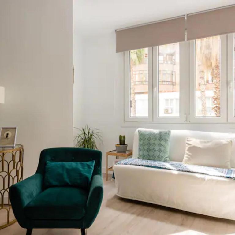 NUEVO APARTAMENTO LUJO PLAYA MALAGUETA-CENTRO - Apartamento de 1 dormitorio - 9