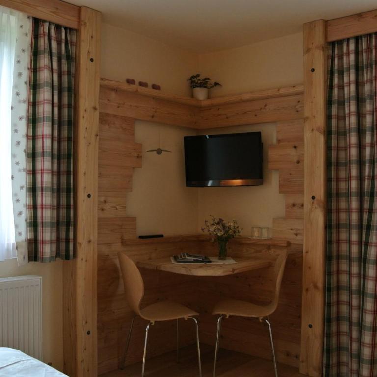 Pension und Apartment Edelweiß - Chambre Double avec Balcon - 18