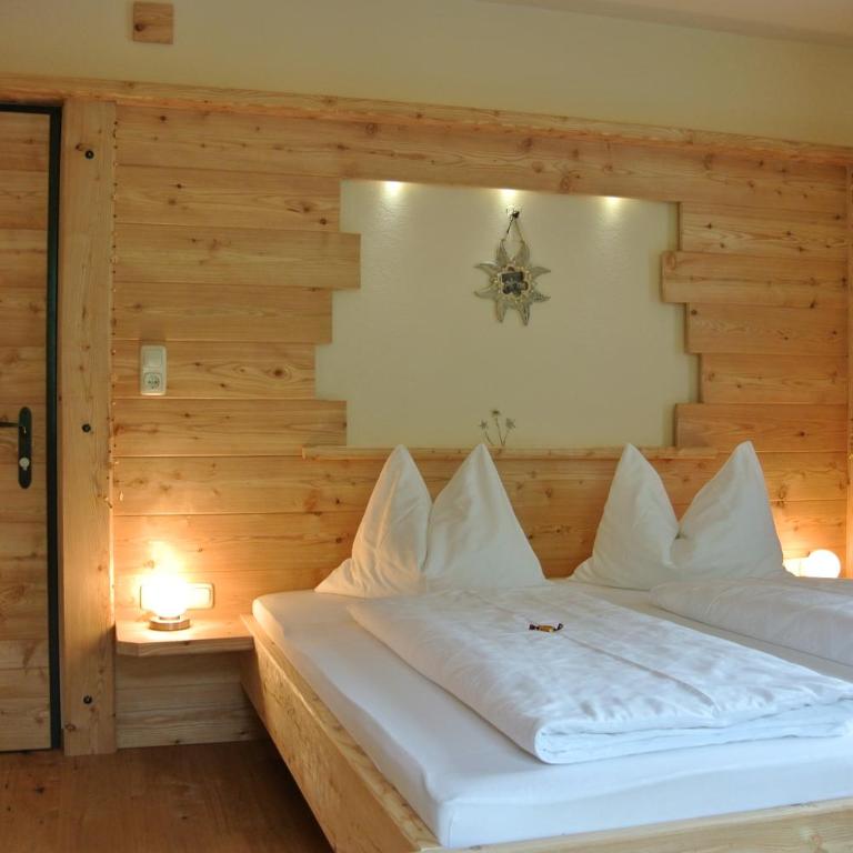 Pension und Apartment Edelweiß - Chambre Double avec Balcon - 16