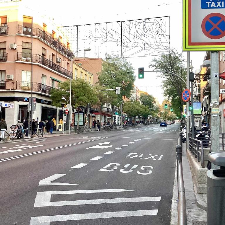 Dos dormitorios al lado del metro centrico moderno - Apartamento - 17