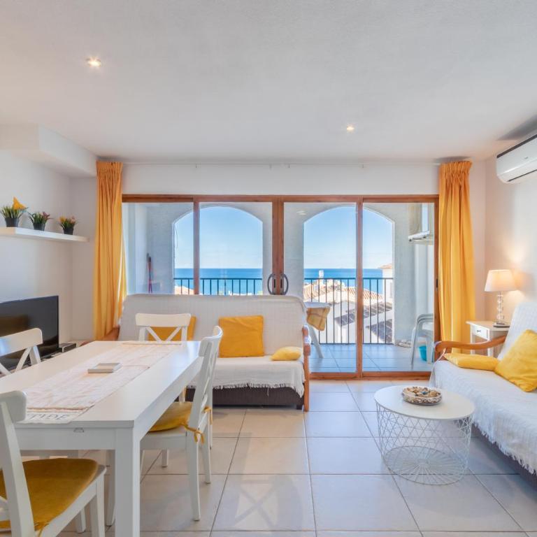 Altea Villa Buraux , Apartamento con vistas al mar & parking en el corazón del casco viejo de Altea - Apartamento de 2 dormitorios - 2