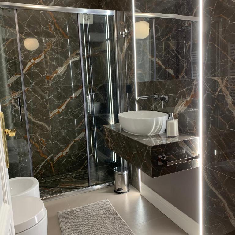 Turin Central Apartment - One-Bedroom Apartment - 9