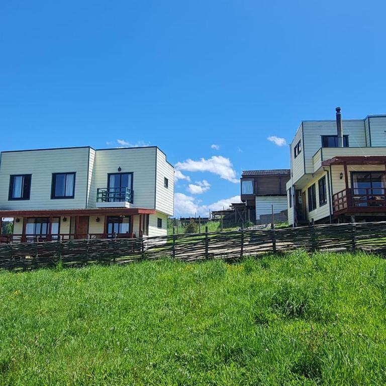 CASAS Y CABAÑAS CUMBRES DEL SOL - Four-Bedroom House - 1
