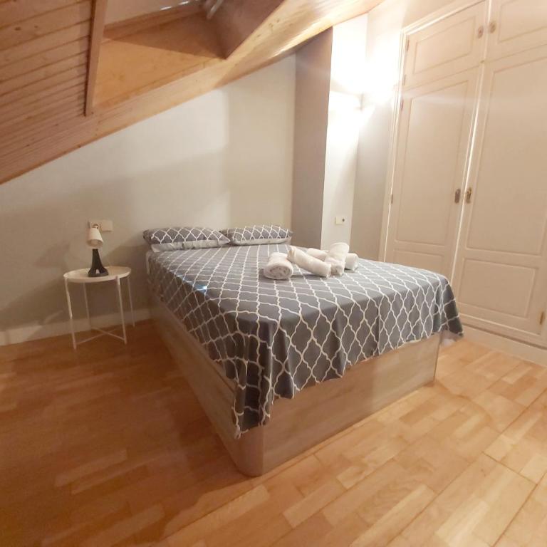 Apartments Madrid Principe - Penthouse Apartment with Terrace - 2