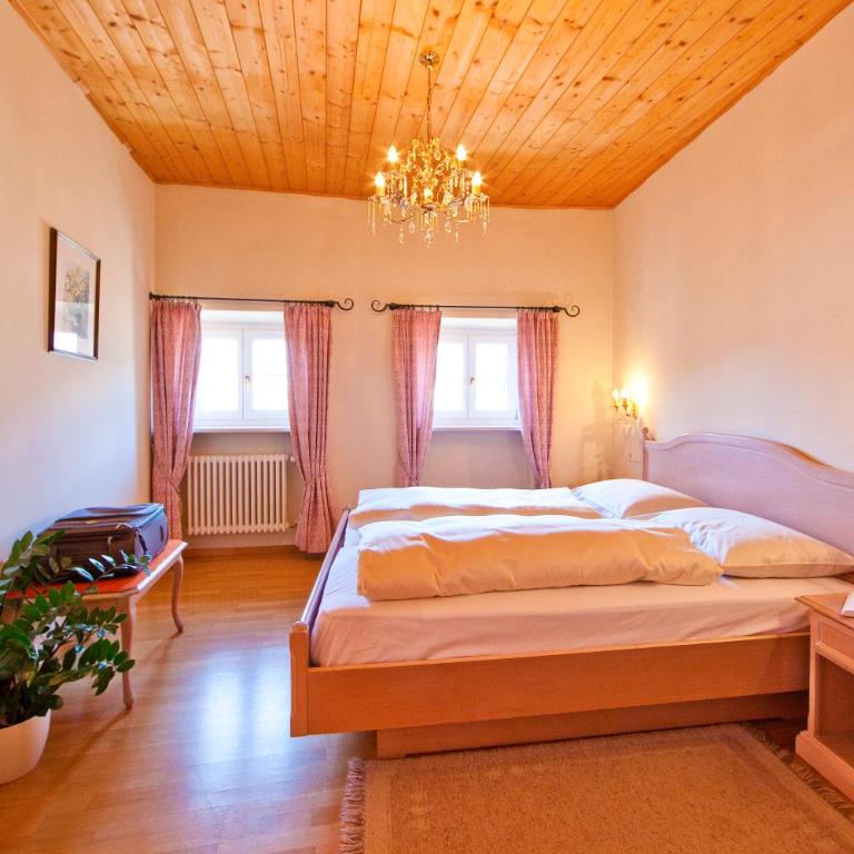 Hotel Elefant - Habitación Doble Deluxe - Anexo - 4