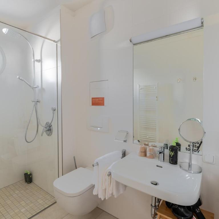 Limehome Linz Friedrichstraße - Suite XXL mit Sitzbereich - 10