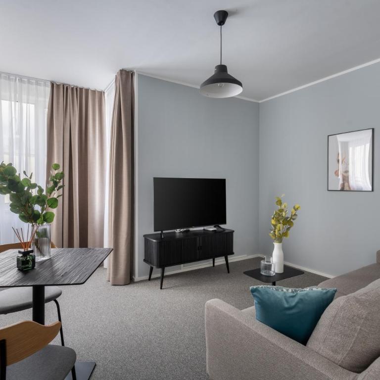 Limehome Linz Friedrichstraße - Suite XXL mit Sitzbereich - 5