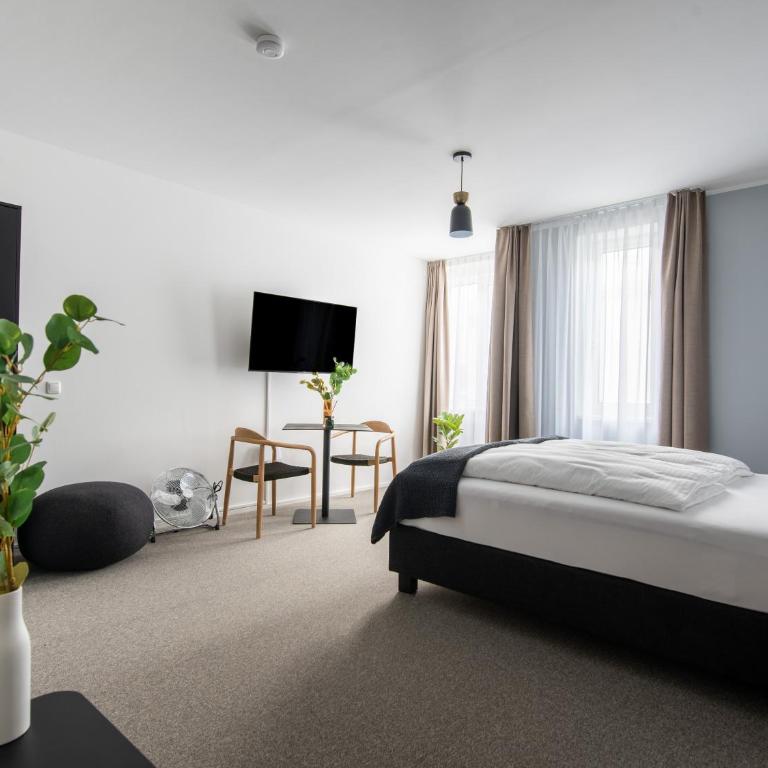 Limehome Linz Friedrichstraße - Suite XL mit Sitzbereich - 7