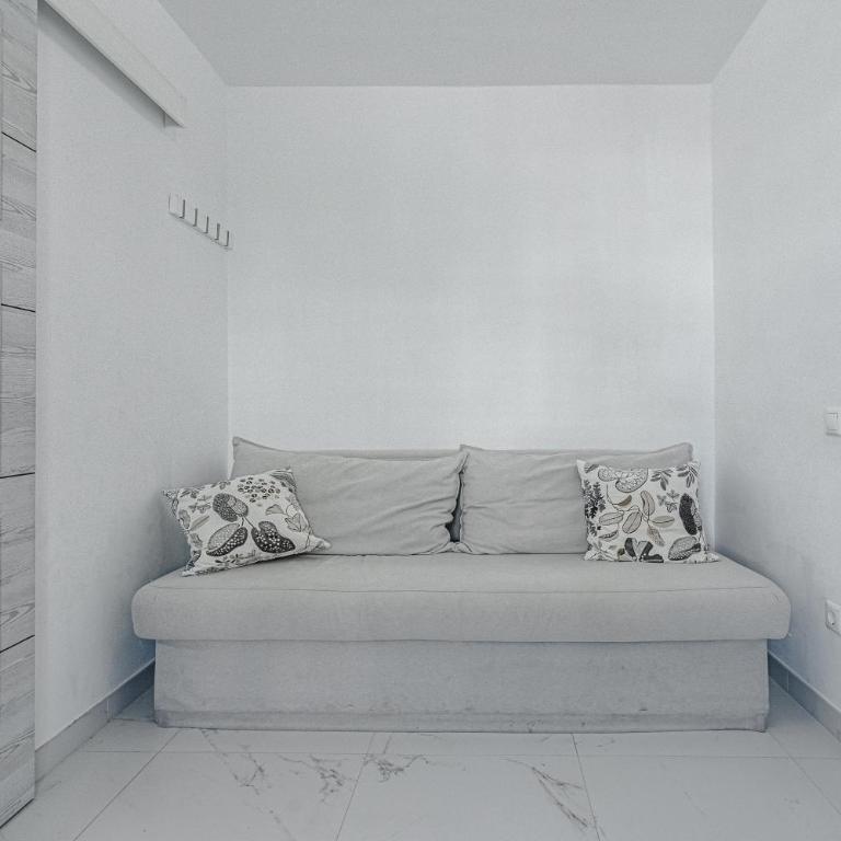 Amazing 3 bedroom apartment on the first line of the best Las Americas beach, air conditioner and terrace ocean view - Apartamento de 3 dormitorios - 22
