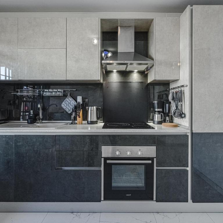 Amazing 3 bedroom apartment on the first line of the best Las Americas beach, air conditioner and terrace ocean view - Apartamento de 3 dormitorios - 20