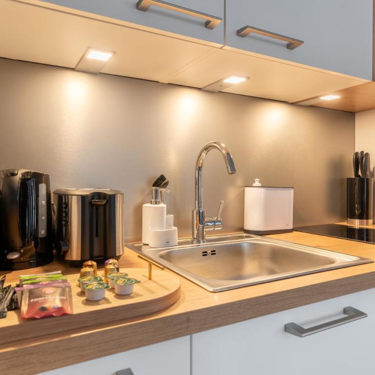 Limehome Linz Friedrichstraße - Suite L - 3