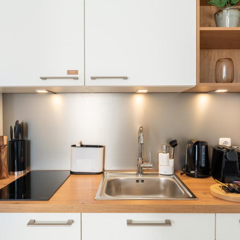 Limehome Linz Friedrichstraße - Einzelsuite M mit Sitzbereich - 4