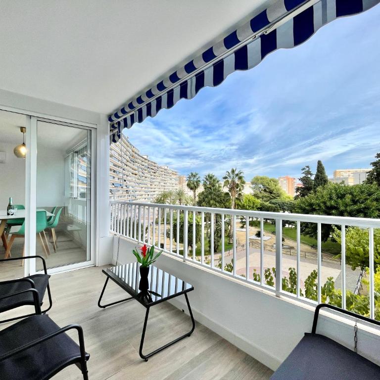 Playa San Juan Alicante luxurious home by the beach - Two-Bedroom Apartment - 16