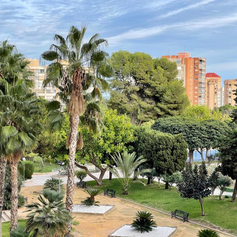 Playa San Juan Alicante luxurious home by the beach - Two-Bedroom Apartment - 28