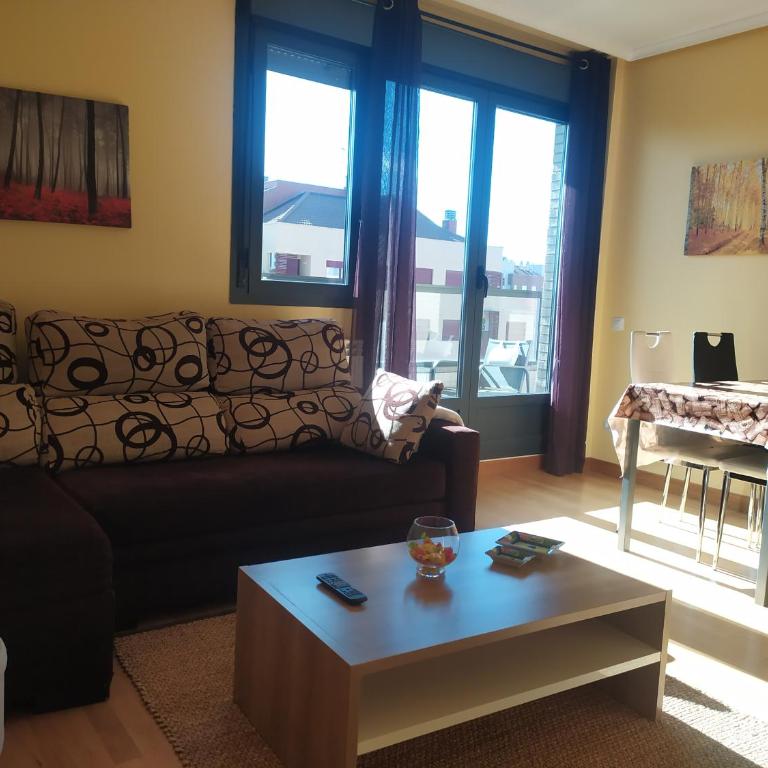 Apartamento Italia piscina aire acondicionado terraza y vistas montaña ideal para mascotas - Apartamento - 7