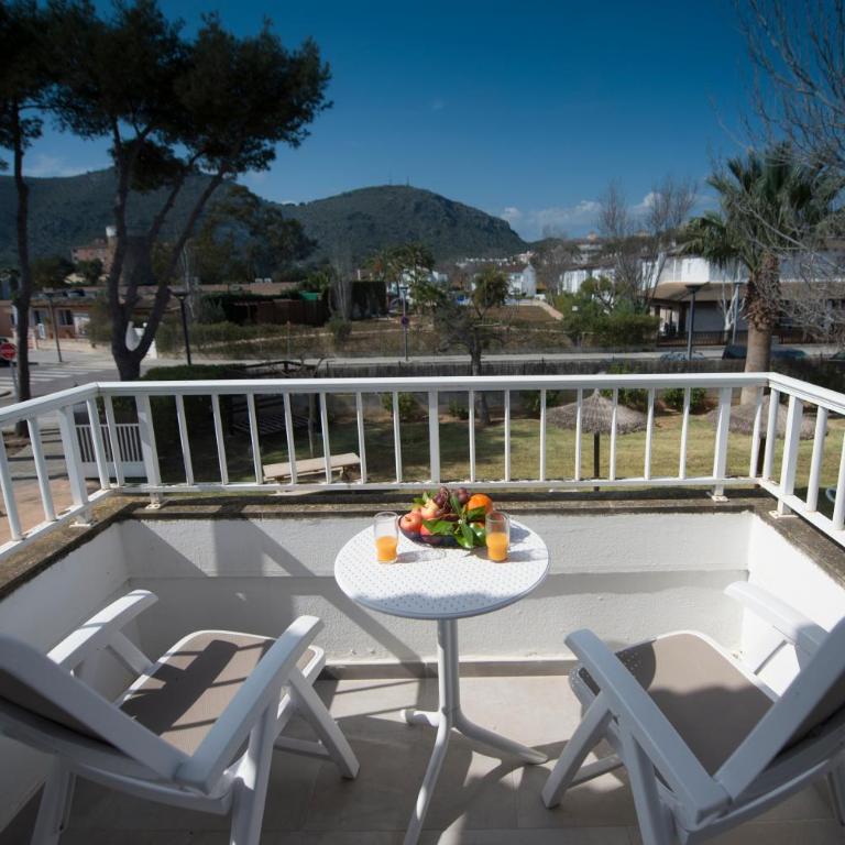 Serenity Apartments - Apartment with Garden View - 1