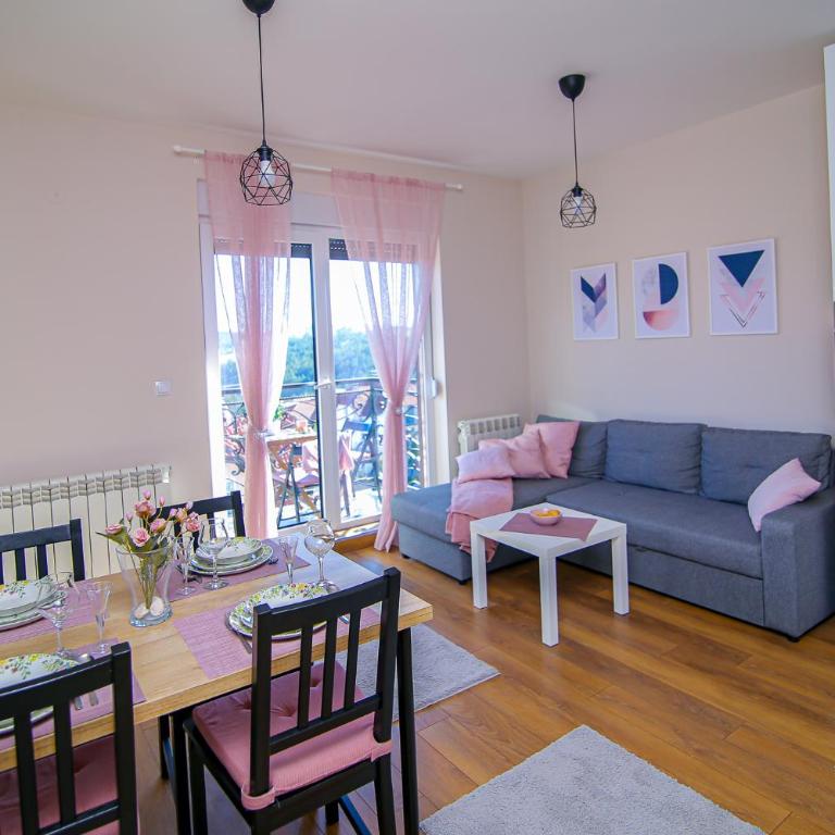 Narcis 18 - Novonamesten apartman sa prelepim panoramskim pogledom - One-Bedroom Apartment - 29