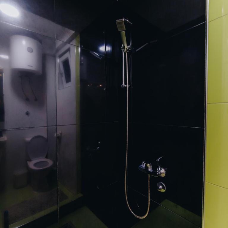 Apartments Luka - Double Room - 7