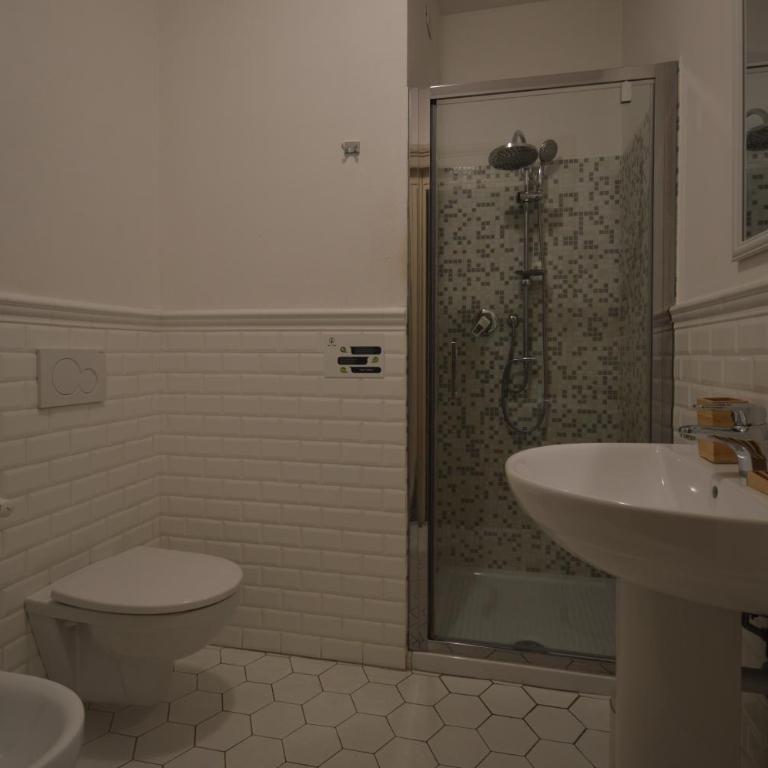 La Maison B - Camera Matrimoniale con Bagno in Comune - 2