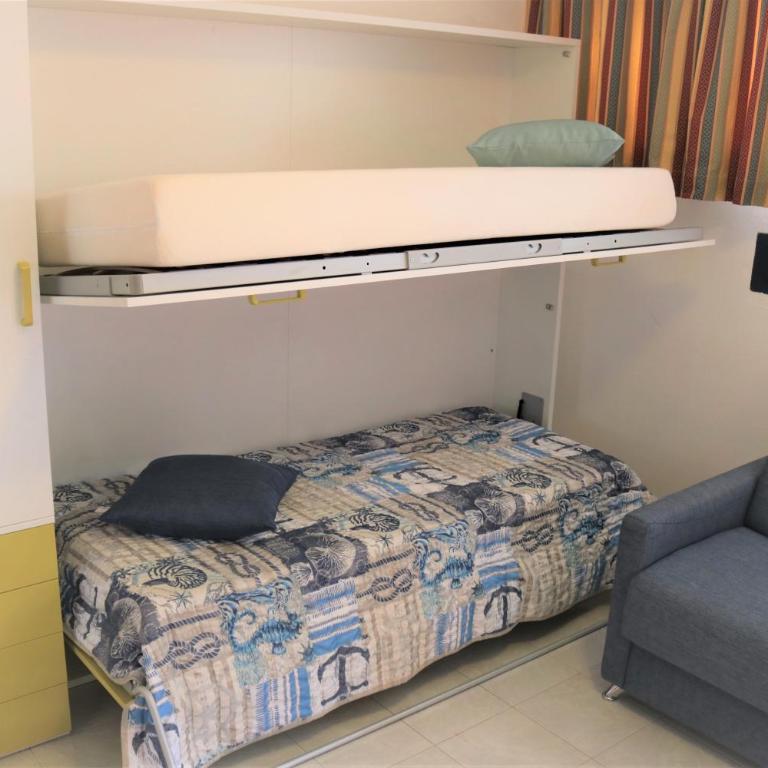 Colorful studio by the beach-Beahost - Monolocale - 8