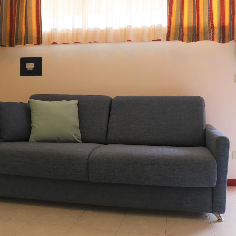 Colorful studio by the beach-Beahost - Monolocale - 6