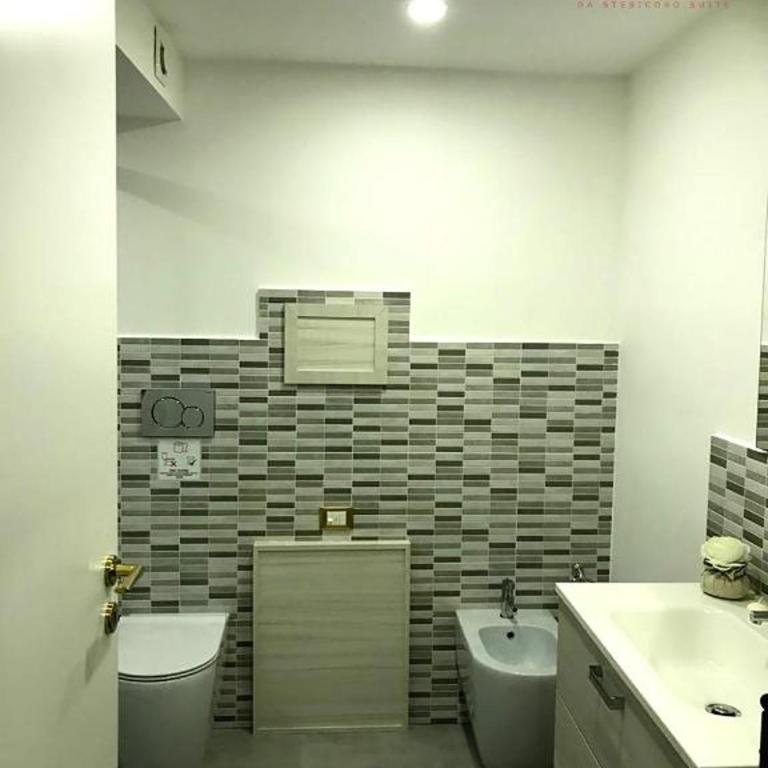 A 2 Passi da Stesicoro Suite Catania - Triple Room with Balcony - 12