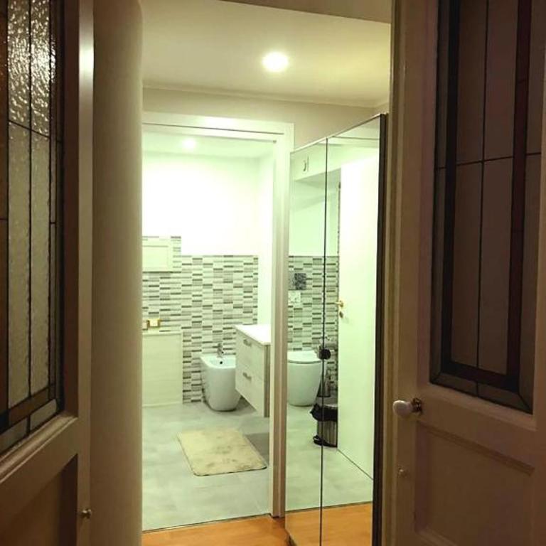 A 2 Passi da Stesicoro Suite Catania - Triple Room with Balcony - 10