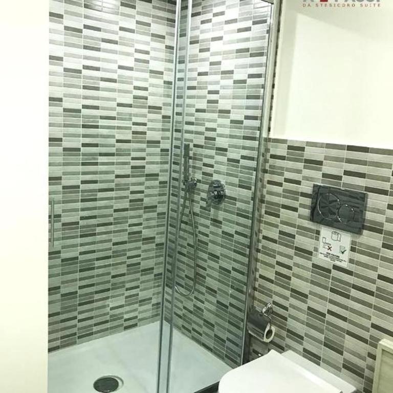 A 2 Passi da Stesicoro Suite Catania - Triple Room with Balcony - 11