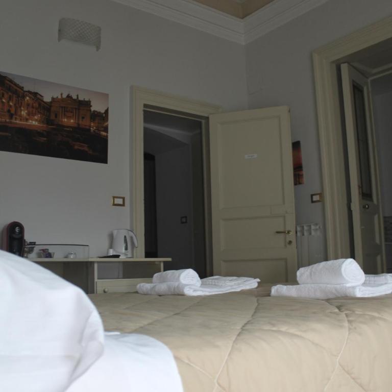A 2 Passi da Stesicoro Suite Catania - Double Room - 6
