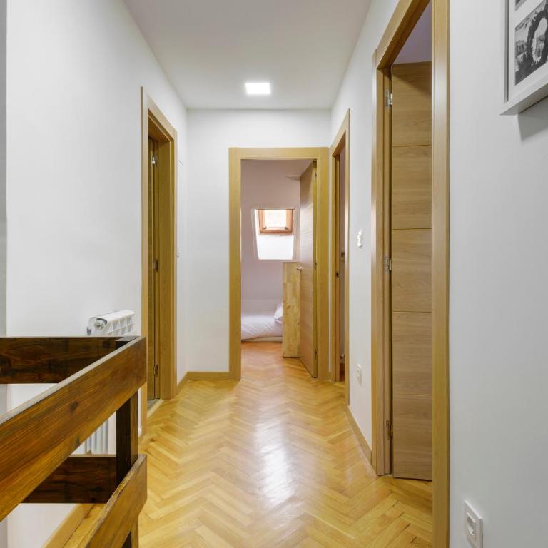 Alojamiento Mundarrey Bïescas - Maisonette-Apartment - 16
