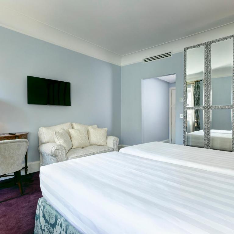 Grand Hotel Duchi d'Aosta - Superior Double or Twin Room - 3