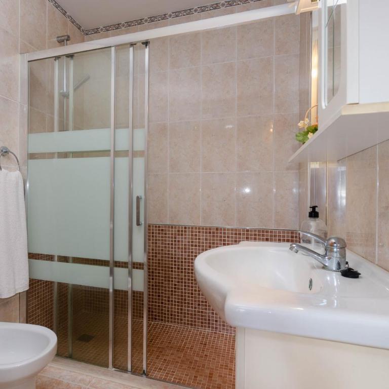 YourHouse Oratge villa with pool - Villa - 16