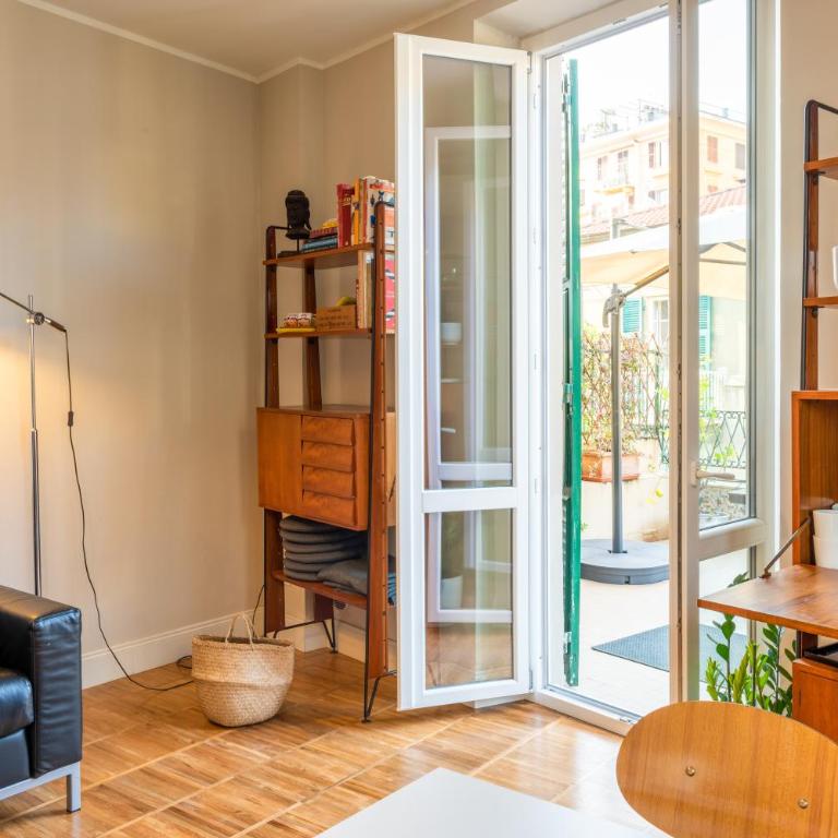GuestHost - Bastione Central Apt with Charming Terrace - Two-Bedroom Apartment - 6