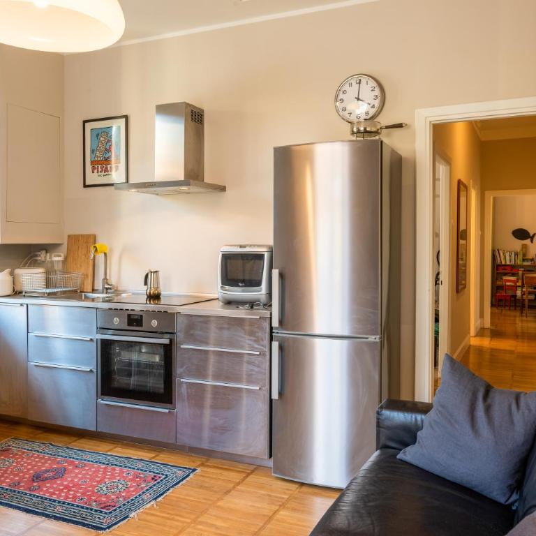 GuestHost - Bastione Central Apt with Charming Terrace - Two-Bedroom Apartment - 4