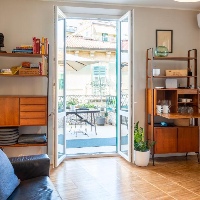 GuestHost - Bastione Central Apt with Charming Terrace - Two-Bedroom Apartment - 3