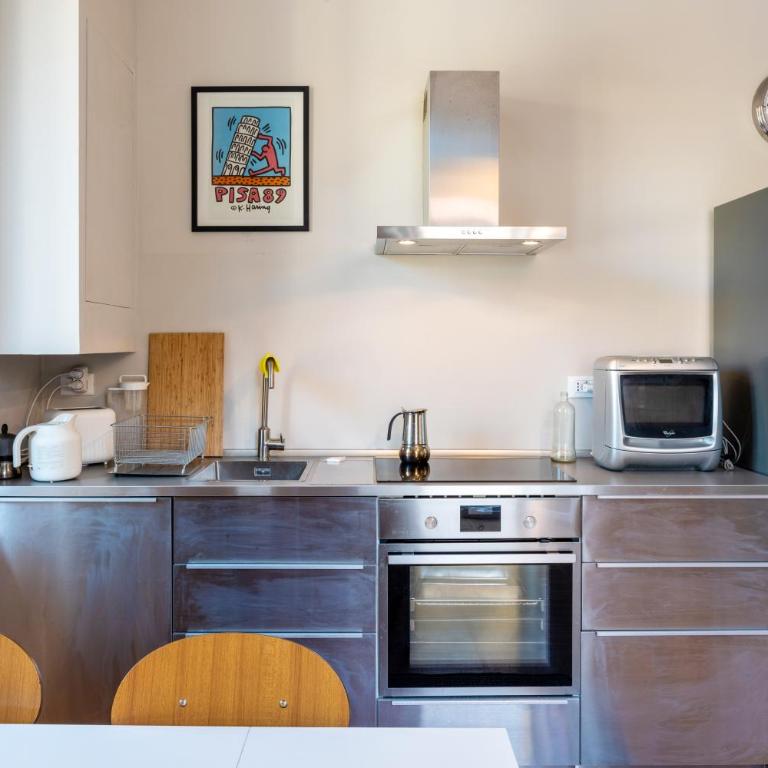 GuestHost - Bastione Central Apt with Charming Terrace - Two-Bedroom Apartment - 5