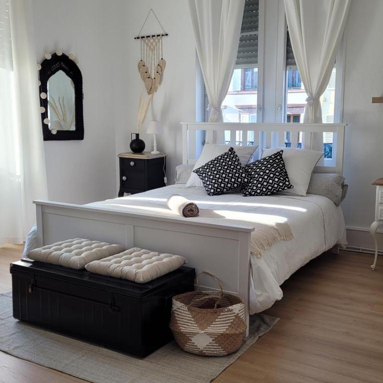 COLMAR Centre VILLE 6 couchages 3 grandes chambres - Apartment mit 3 Schlafzimmern - 5