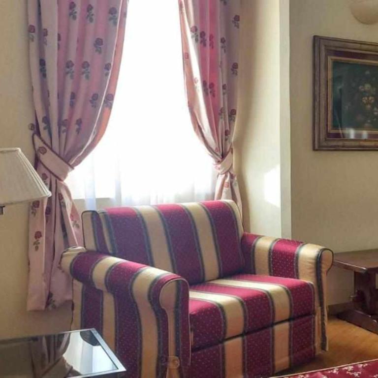 Tornabuoni La Petite Suite - Deluxe Double or Twin Room - 7