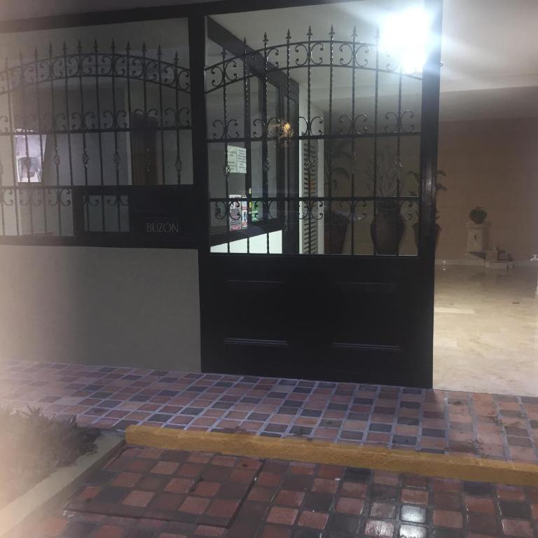 En Laureles con ascensor , balcón y muy bien ubicado en laureles Medellín , EL BARRIO MAS COOL DEL MUNDO - Apartamento de 1 dormitorio - 41