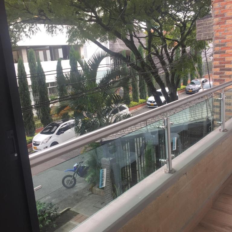 En Laureles con ascensor , balcón y muy bien ubicado en laureles Medellín , EL BARRIO MAS COOL DEL MUNDO - Apartamento de 1 dormitorio - 59